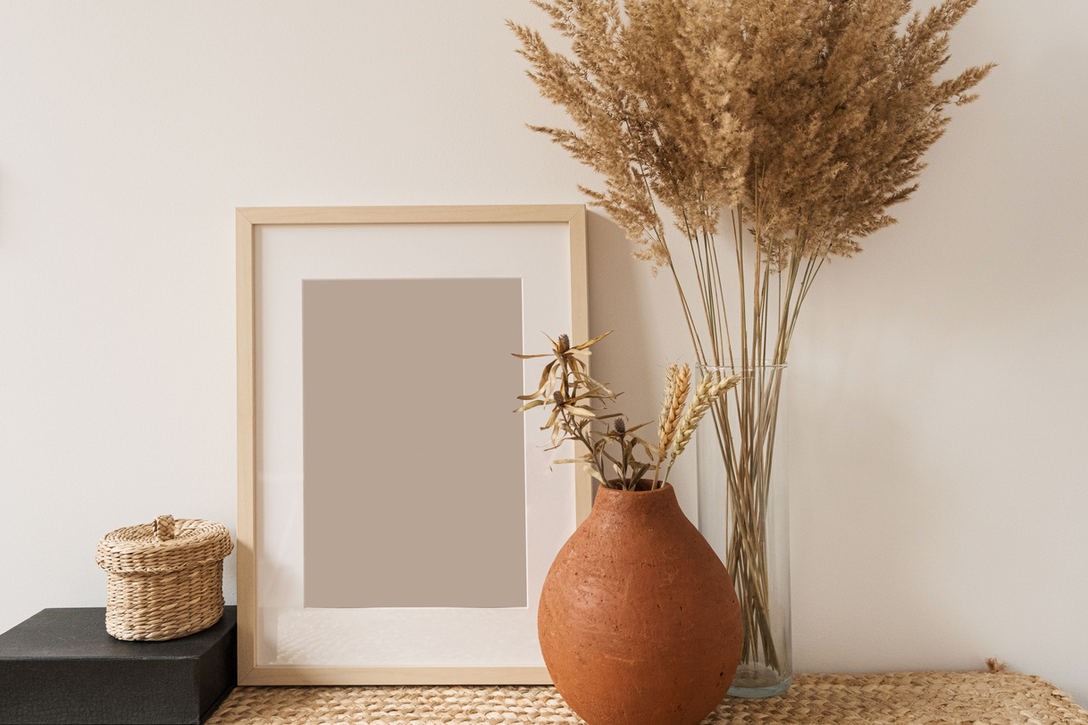 Frame with Pampas Grass and Rustic Decor